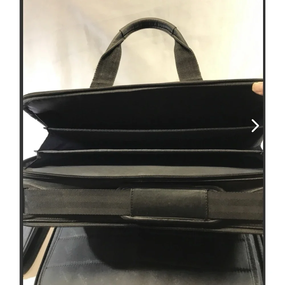 U.S. Luggage NY  Vtg Leather Expandable Briefcase Black Laptop Portfolio‎ Bag
